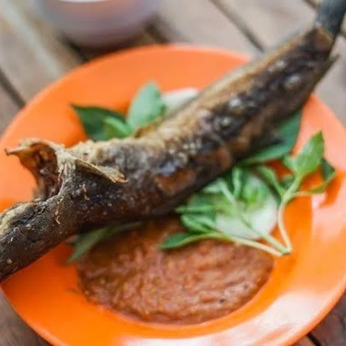 # Lele Goreng + Sambal + Lalapan